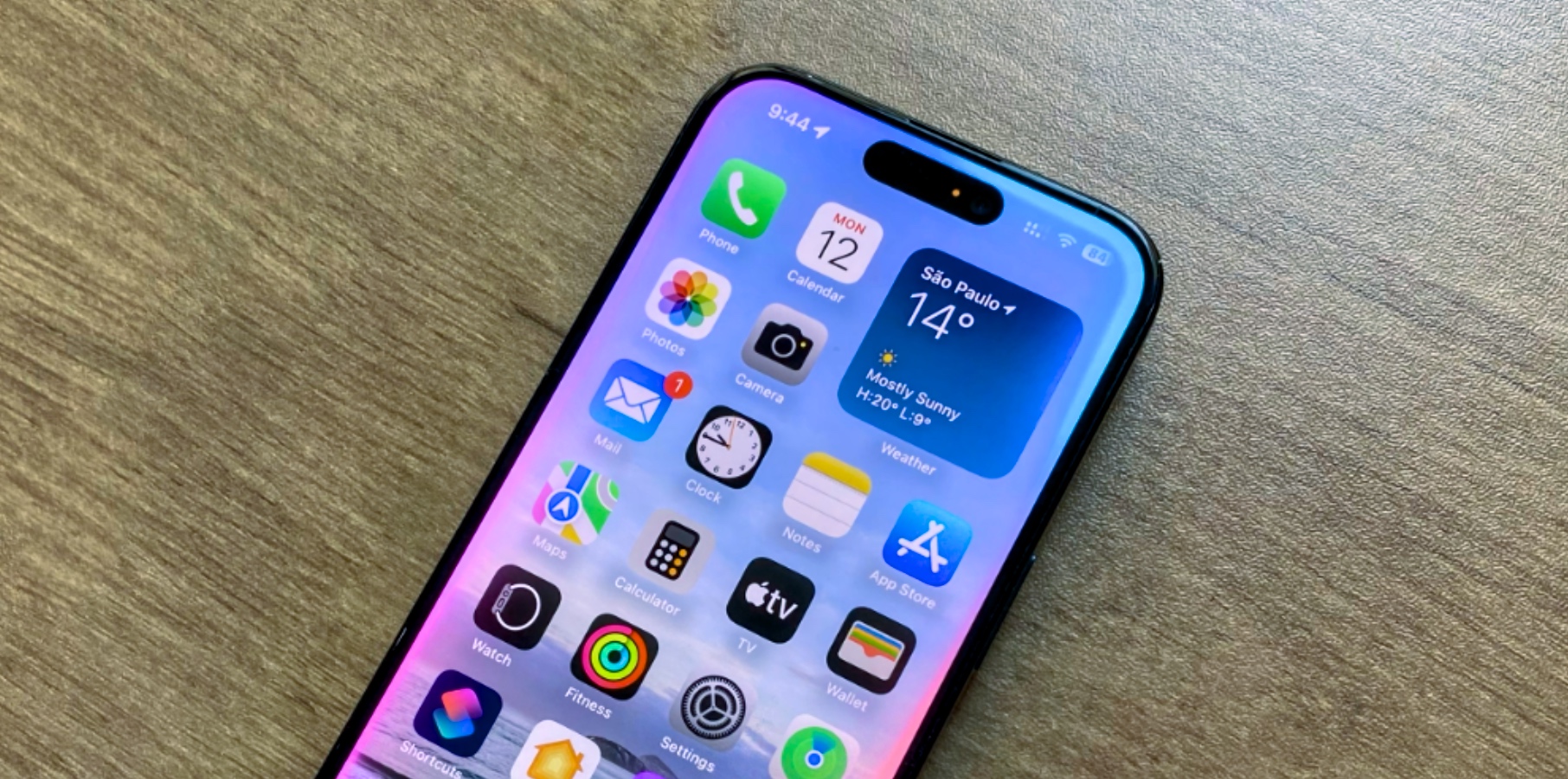 iOS 19 will make Siri AI more like ChatGPT, but there’s also bad news